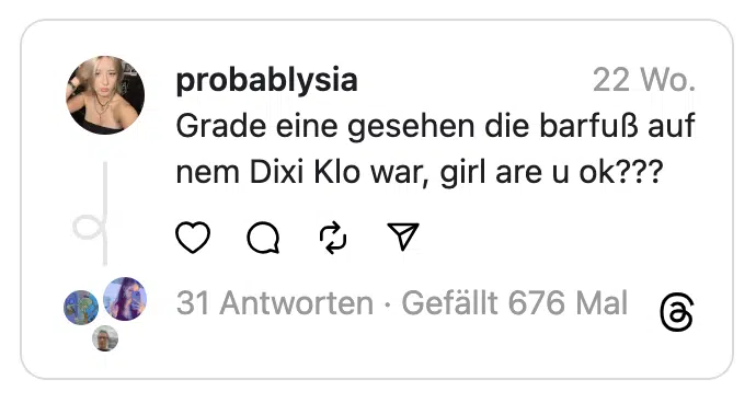 bin ich die einzige die bei club klo immer versucht leise zu pinkeln damit ich gossip von andere mädels hören kann oder seid ihr normal