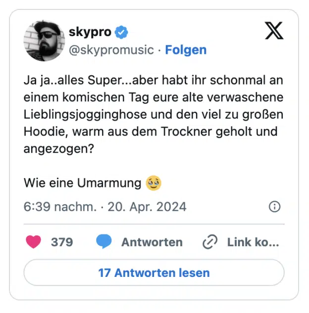 Ja ja..alles Super...aber habt ihr schonmal an einem komischen Tag eure alte verwaschene Lieblingsjogginghose und den viel zu großen Hoodie, warm aus dem Trockner geholt und angezogen? 

Wie eine Umarmung 🥹