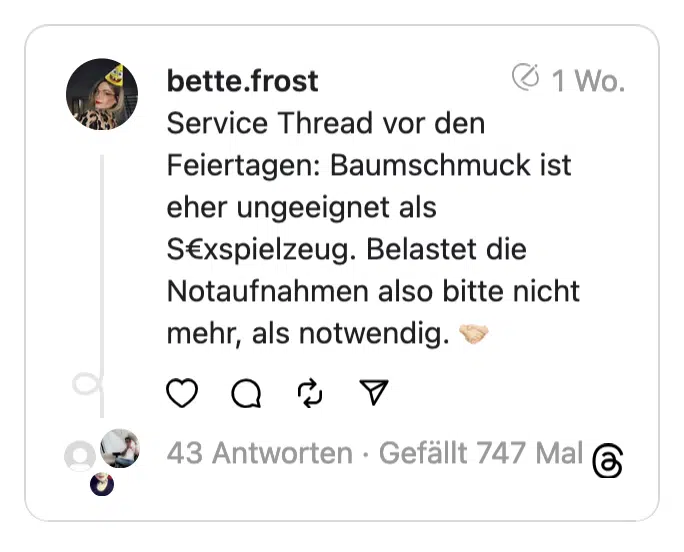 Service Thread vor den Feiertagen: Baumschmuck ist eher ungeeignet als Sexspielzeug. Belastet die Notaufnahmen also bitte nicht mehr, als notwendig.