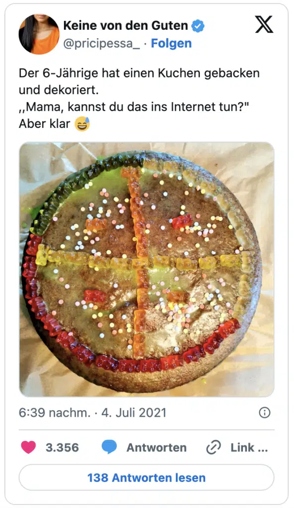 Der 6-Jährige hat einen Kuchen gebacken und dekoriert.
,,Mama, kannst du das ins Internet tun?"
Aber klar 😅
