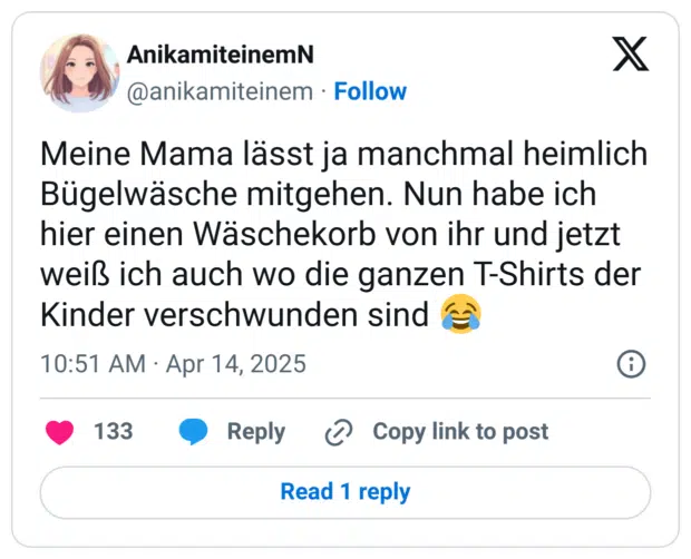 Meine Mama lässt ja manchmal heimlich Bügelwäsche mitgehen. Nun habe ich hier einen Wäschekorb von ihr und jetzt weiß ich auch wo die ganzen T-Shirts der Kinder verschwunden sind 😂
