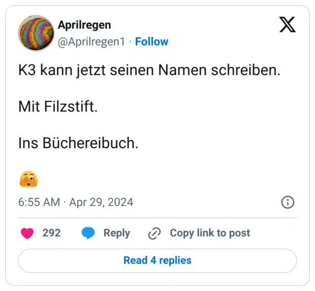 K3 kann jetzt seinen Namen schreiben.

Mit Filzstift.

Ins Büchereibuch. 

🫣