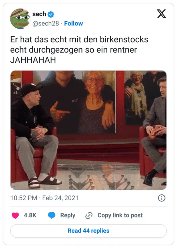 Er hat das echt mit den birkenstocks echt durchgezogen so ein rentner JAHHAHAH
