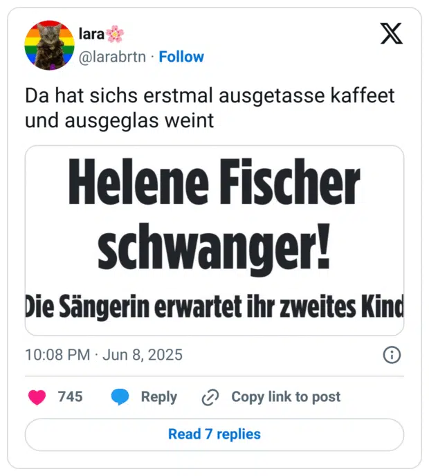 Da hat sichs erstmal ausgetasse kaffeet und ausgeglas weint