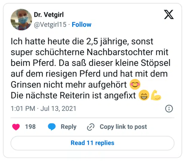 Ich hatte heute die 2,5 jährige, sonst super schüchterne Nachbarstochter mit beim Pferd. Da saß dieser kleine Stöpsel auf dem riesigen Pferd und hat mit dem Grinsen nicht mehr aufgehört 😊
Die nächste Reiterin ist angefixt 😁💪