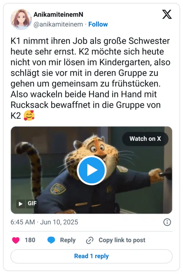 K1 nimmt ihren Job als große Schwester heute sehr ernst. K2 möchte sich heute nicht von mir lösen im Kindergarten, also schlägt sie vor mit in deren Gruppe zu gehen um gemeinsam zu frühstücken. Also wackeln beide Hand in Hand mit Rucksack bewaffnet in die Gruppe von K2 :lächelndes_gesicht_mit_3_herzen: