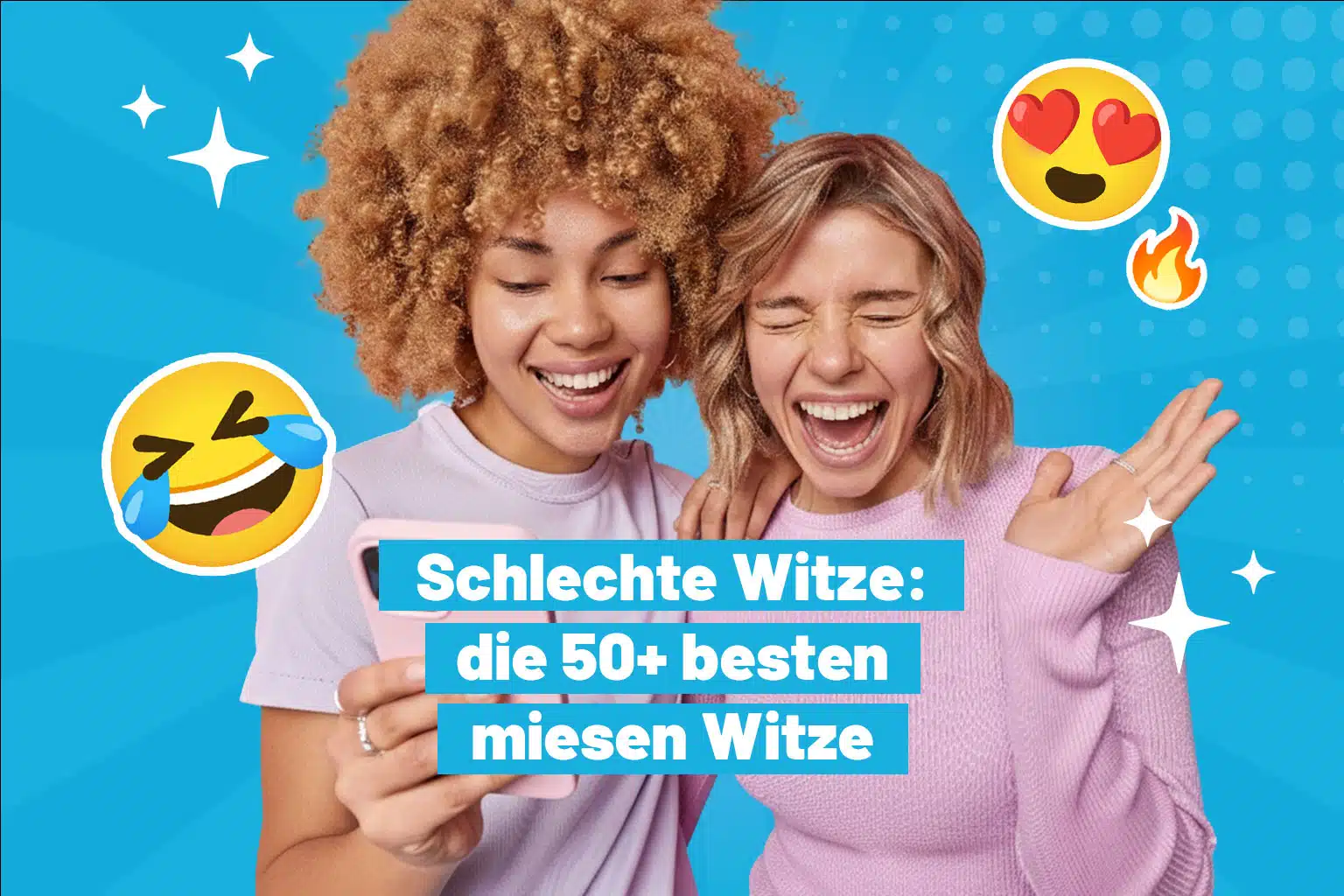 Zwei Frauen lachen ganz sehr, während sie aufs Handy schauen.