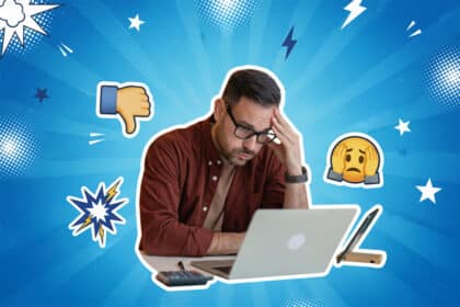 Humorvolle digitale Collage mit einem gestressten Mann, der vor einem Laptop sitzt und sich die Stirn reibt, umgeben von Daumen runter- und Kopf-in-den-Händen-Emojis sowie Pop-Art-Blitzen und Sternen auf einem blau-türkisen Radialverlauf-Hintergrund.