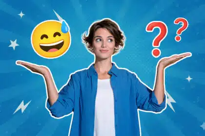 ine Frau steht vor einem blauen Hintergrund und hält die Arme seitlich ausgestreckt. Über ihrer linken Hand schwebt ein lachendes Emoji mit Schweißperle, über der rechten zwei rote Fragezeichen.