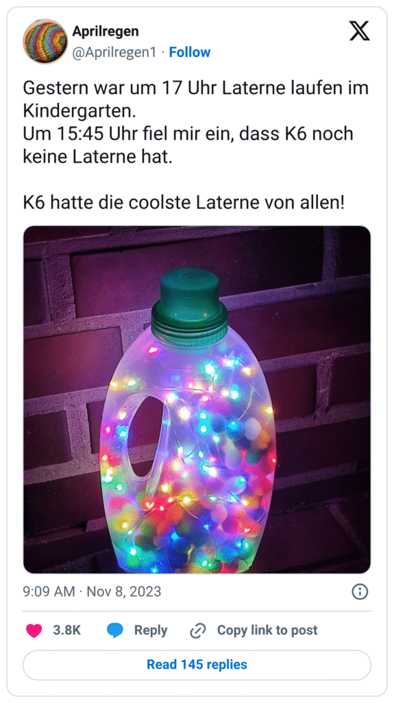 Gestern war um 17 Uhr Laterne laufen im Kindergarten. Um 15:45 Uhr fiel mir ein, dass K6 noch keine Laterne hat. K6 hatte die coolste Laterne von allen!