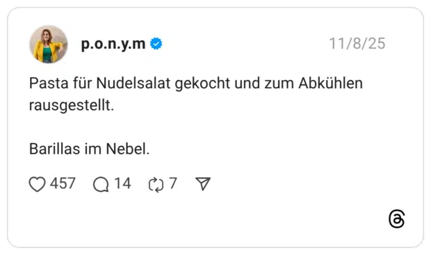 Pasta für Nudelsalat gekocht und zum Abkühlen rausgestellt. Barillas im Nebel.