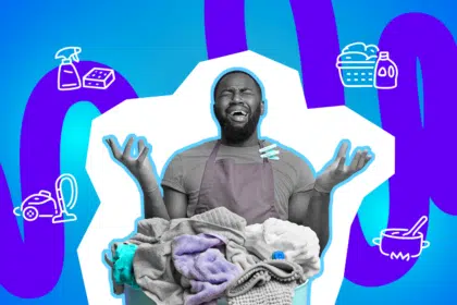 Ein überforderter Mann hält verzweifelt einen Wäschekorb voller Kleidung, umgeben von Haushalts-Icons vor einem bunten Hintergrund.