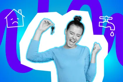 Jubelnde Frau hält einen Schlüsselbund hoch und freut sich, umgeben von Symbolen eines Hauses und eines tropfenden Wasserhahns.