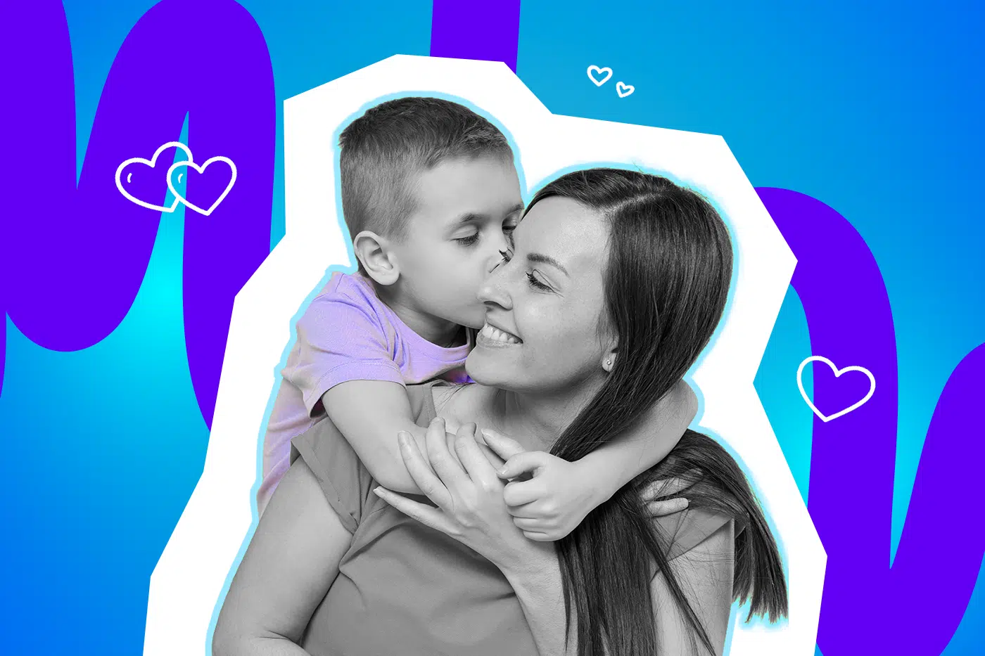 Kleines Kind umarmt seine Mutter von hinten und gibt ihr einen Kuss auf die Wange vor einem bunten, grafischen Hintergrund mit Herzsymbolen.