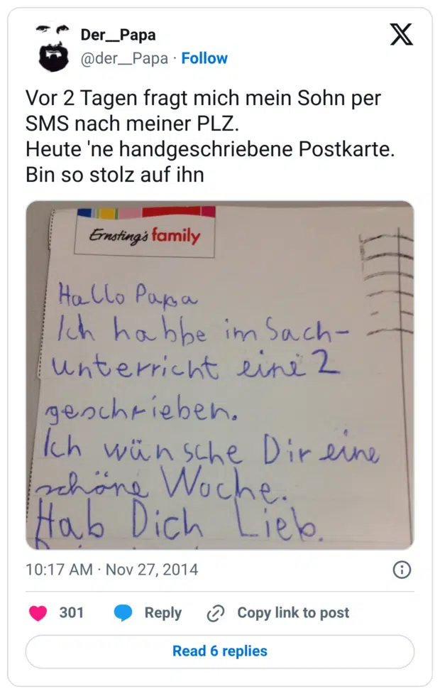 Vor 2 Tagen fragt mich mein Sohn per SMS nach meiner PLZ. Heute 'ne handgeschriebene Postkarte. Bin so stolz auf ihn