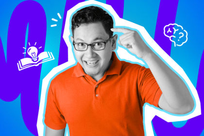 Humorvolle Collage zum Thema Dokumentationen und Binge-Watching: Ein wissend und stolz lächelnder Mann mit Brille in Schwarz-Weiß blickt in die Kamera und tippt sich mit dem Zeigefinger schlau an die Schläfe. Er trägt ein leuchtend orangefarbenes Poloshirt. Weiße Icons eines aufgeschlagenen Buches mit Glühbirne und eines Gehirns mit Fragezeichen sowie das Pop-Art-Motiv vor einem markanten blau-violetten Wellen-Hintergrund visualisieren pointiert das herrliche (und oft unbegründete) Gefühl intellektueller Überlegenheit, das sich beim stundenlangen Schauen von Dokus ganz automatisch einstellt.