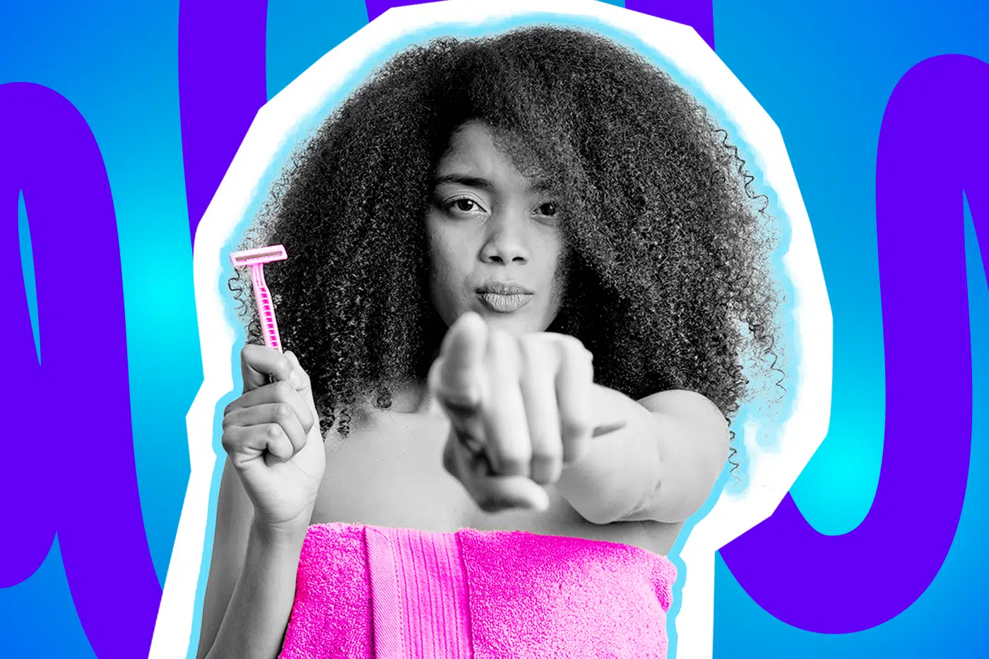 Ausdrucksstarke Collage zum Thema Body Positivity und Schönheitsideale: Eine selbstbewusst und bestimmt blickende Frau mit voluminösen Locken in Schwarz-Weiß zeigt mit dem Zeigefinger direkt und fordernd auf die betrachtende Person. In der anderen Hand hält sie demonstrativ einen knallpinken Einwegrasierer. Sie ist in ein leuchtend pinkes Handtuch gewickelt. Das Pop-Art-Motiv vor einem markanten blau-violetten Wellen-Hintergrund visualisiert pointiert die klare Ansage gegen toxische Beauty-Trends, gesellschaftlichen Druck und die ermutigende Botschaft, einfach auf unrealistische Erwartungen zu pfeifen.