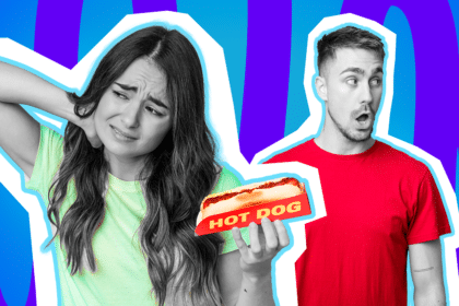 Humorvolle Collage zum Thema vegetarische Ernährung und Fleisch-Diskussionen: Auf der linken Seite steht eine skeptisch und leicht angewidert blickende Frau in Schwarz-Weiß, die sich gestresst in den Nacken fasst. Sie trägt ein leuchtend neongrünes T-Shirt und hält zögerlich einen knallbunten Hot Dog in der Hand. Rechts daneben steht ein schockiert blickender Mann in Schwarz-Weiß, der mit weit aufgerissenem Mund auf den Hot Dog starrt. Er trägt ein leuchtend rotes T-Shirt. Das Pop-Art-Motiv vor einem blau-violetten Wellen-Hintergrund visualisiert humorvoll das völlig überzogene Drama und das absolute Unverständnis, mit dem Vegetarier im Alltag oft konfrontiert werden.