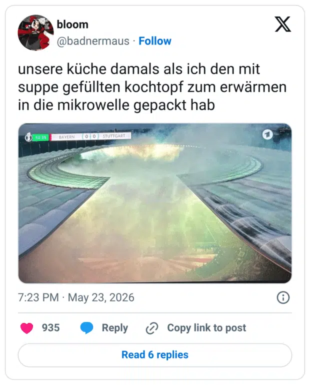 unsere küche damals als ich den mit suppe gefüllten kochtopf zum erwärmen in die mikrowelle gepackt hab