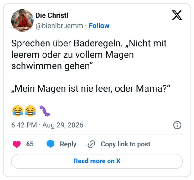 Sprechen über Baderegeln. „Nicht mit leerem oder zu vollem Magen schwimmen gehen" „Mein Magen ist nie leer, oder Mama?"
