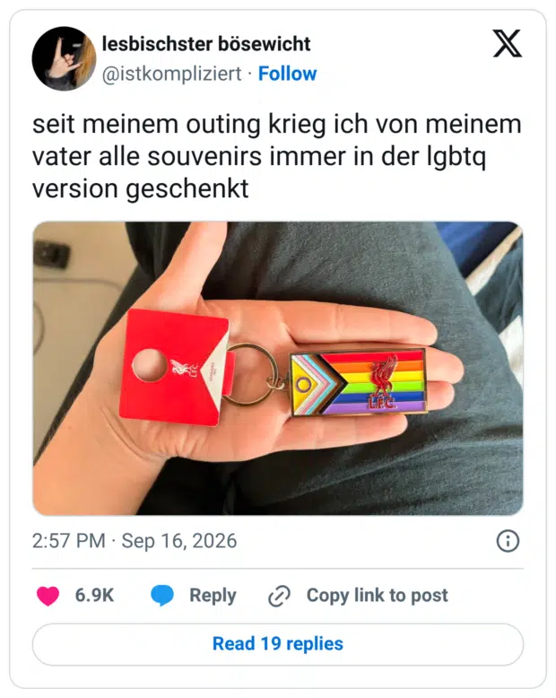 seit meinem outing krieg ich von meinem vater alle souvenirs immer in der lgbtq version geschenkt